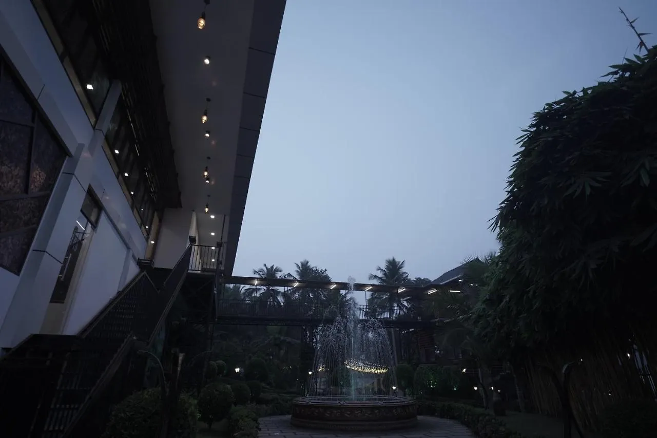 Resort Meadow View Hotel Nadapuram